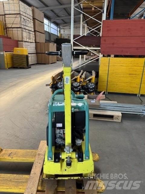 Ammann APR 3020 夯實機(夯土機)