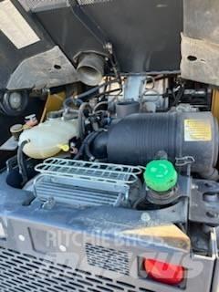 John Deere 331g 滑移轉向裝載機