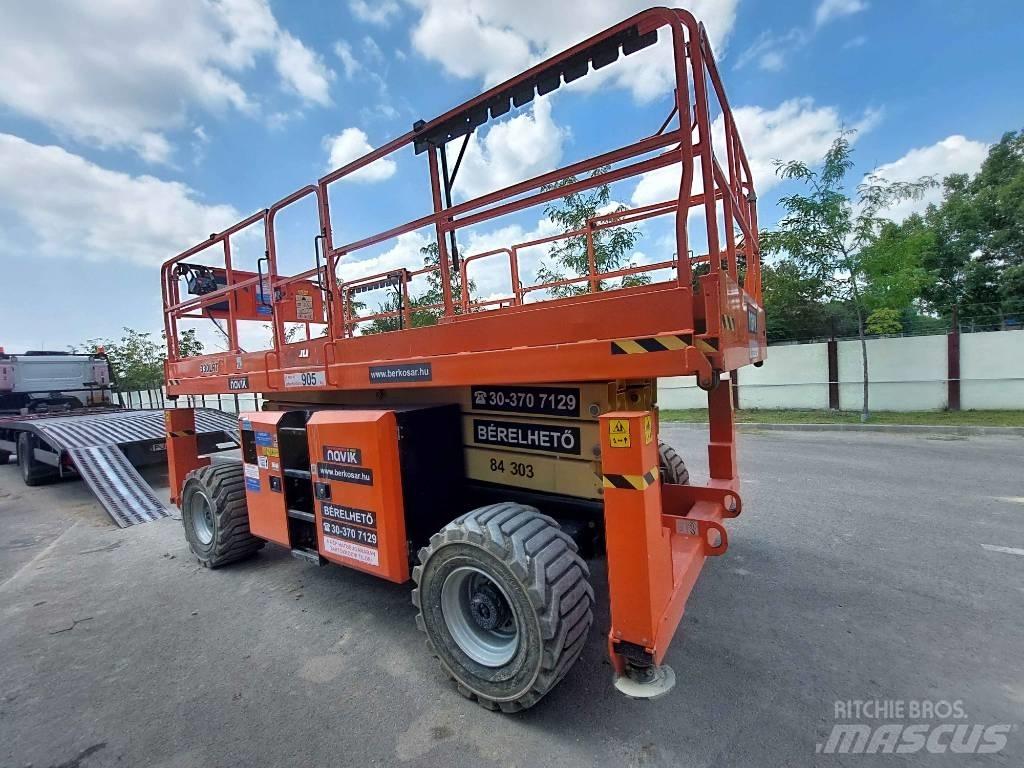 JLG 330 LRT 剪式升降機