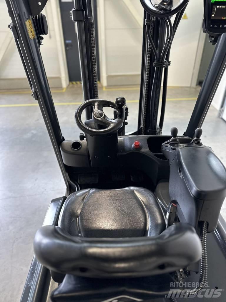 Linde E16H 電動堆高機