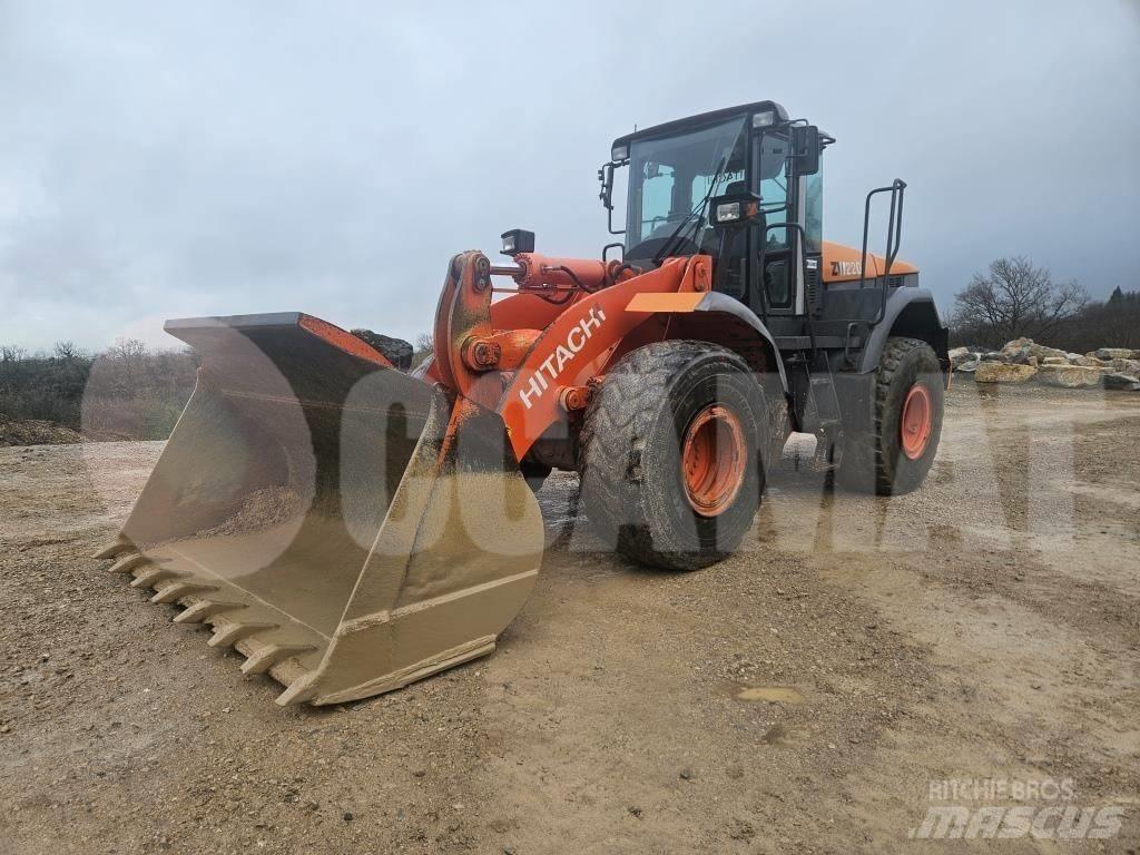 Hitachi ZW 220 輪胎式裝載機