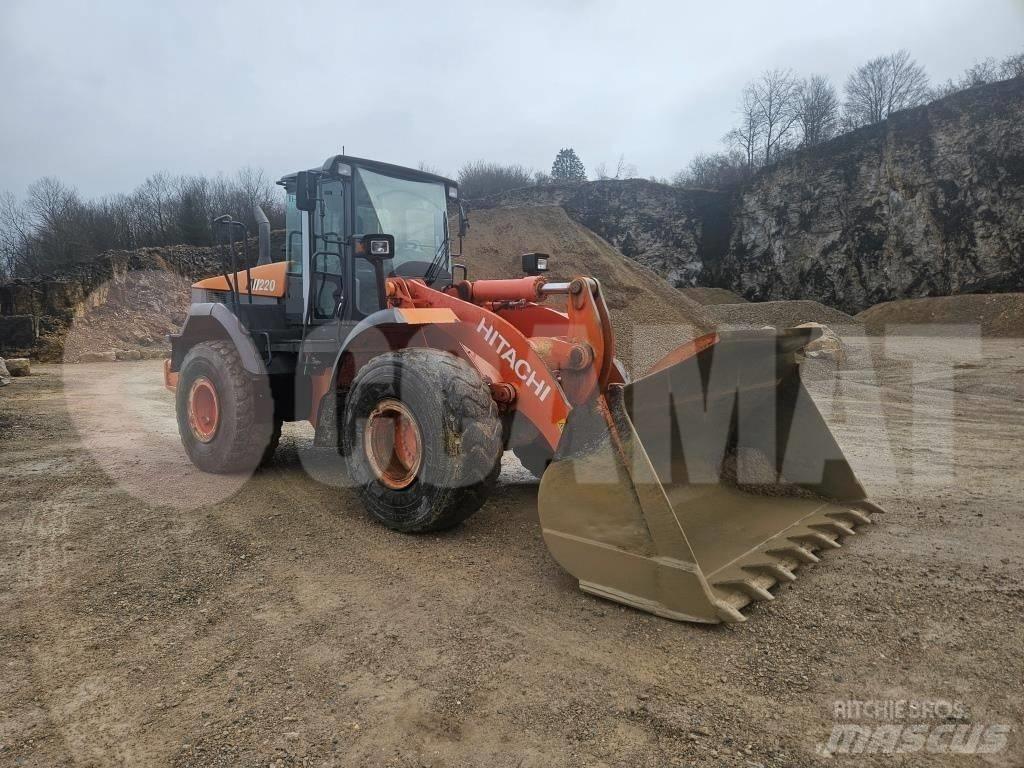 Hitachi ZW 220 輪胎式裝載機