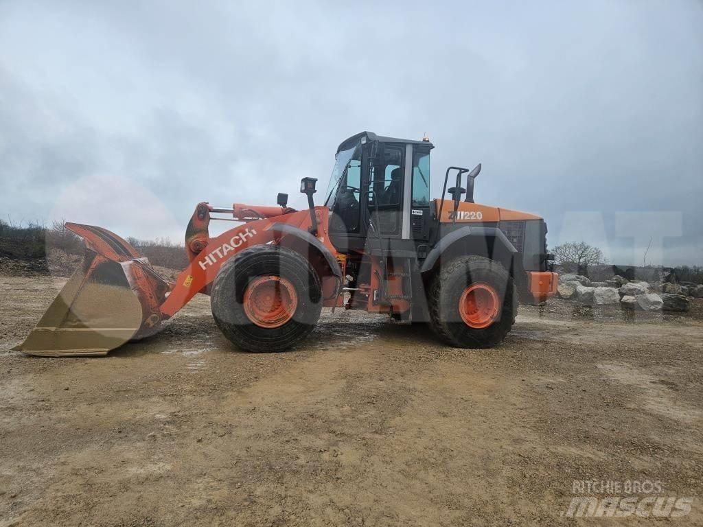 Hitachi ZW 220 輪胎式裝載機