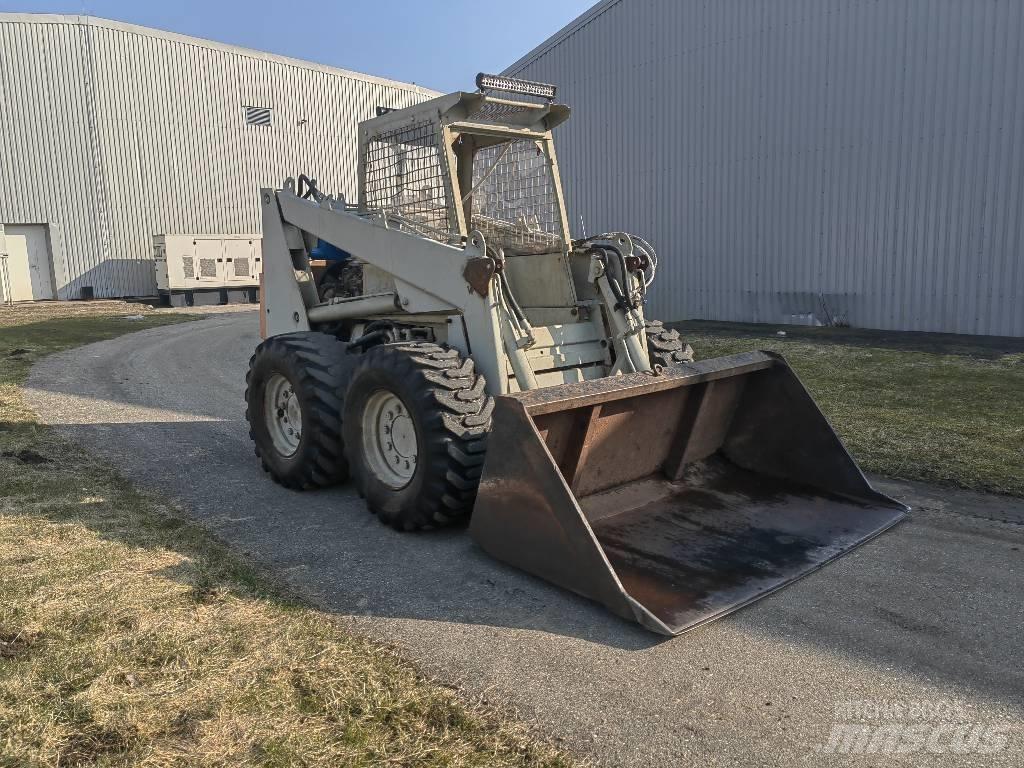 Bobcat M 970 滑移轉向裝載機