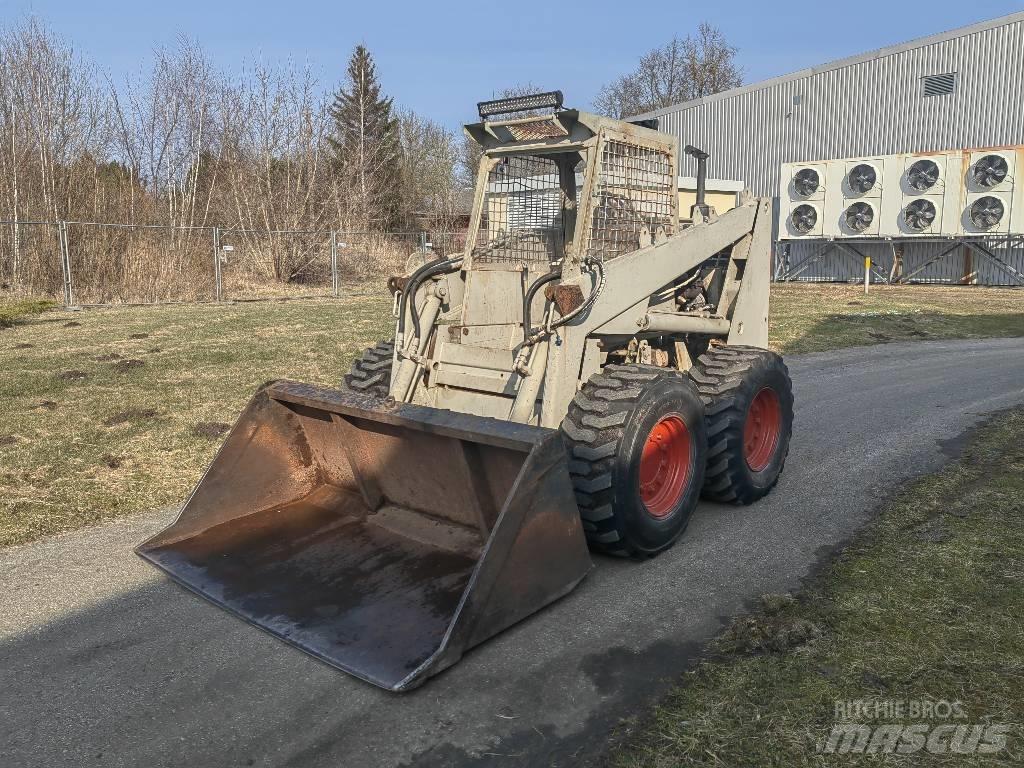 Bobcat M 970 滑移轉向裝載機