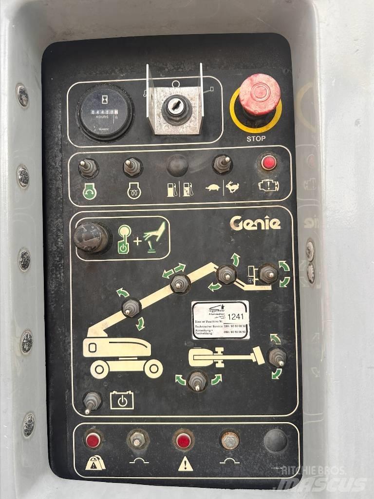 Genie S 85 伸縮臂高空作業車