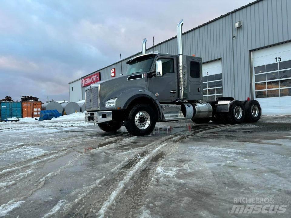 Kenworth T 880 曳引機組件