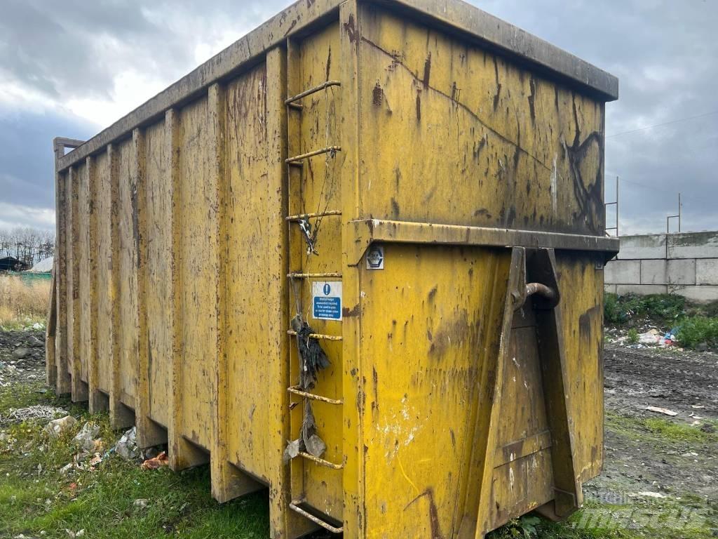 CAT 730 鉸接式起吊車