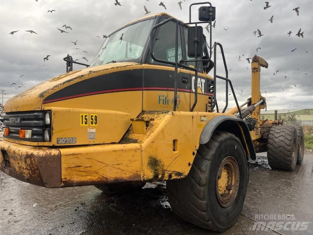 CAT 730 鉸接式起吊車