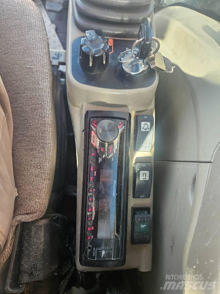 CASE CX 235 C SR 履帶式 挖土機/掘鑿機/挖掘機