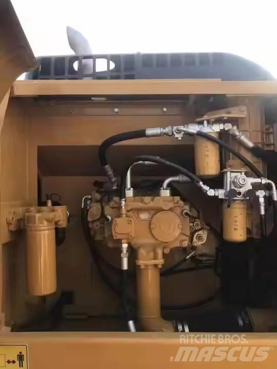 CAT 324 D 履帶式 挖土機/掘鑿機/挖掘機