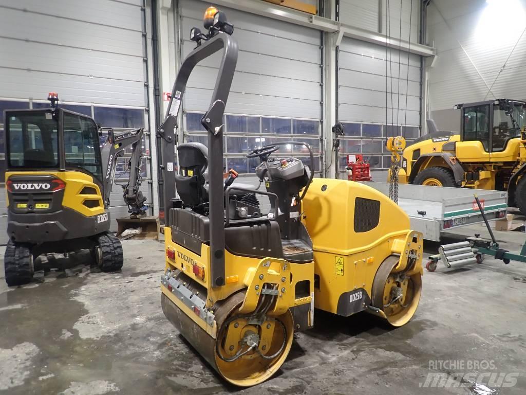 Volvo DD25B 雙輪滾壓機