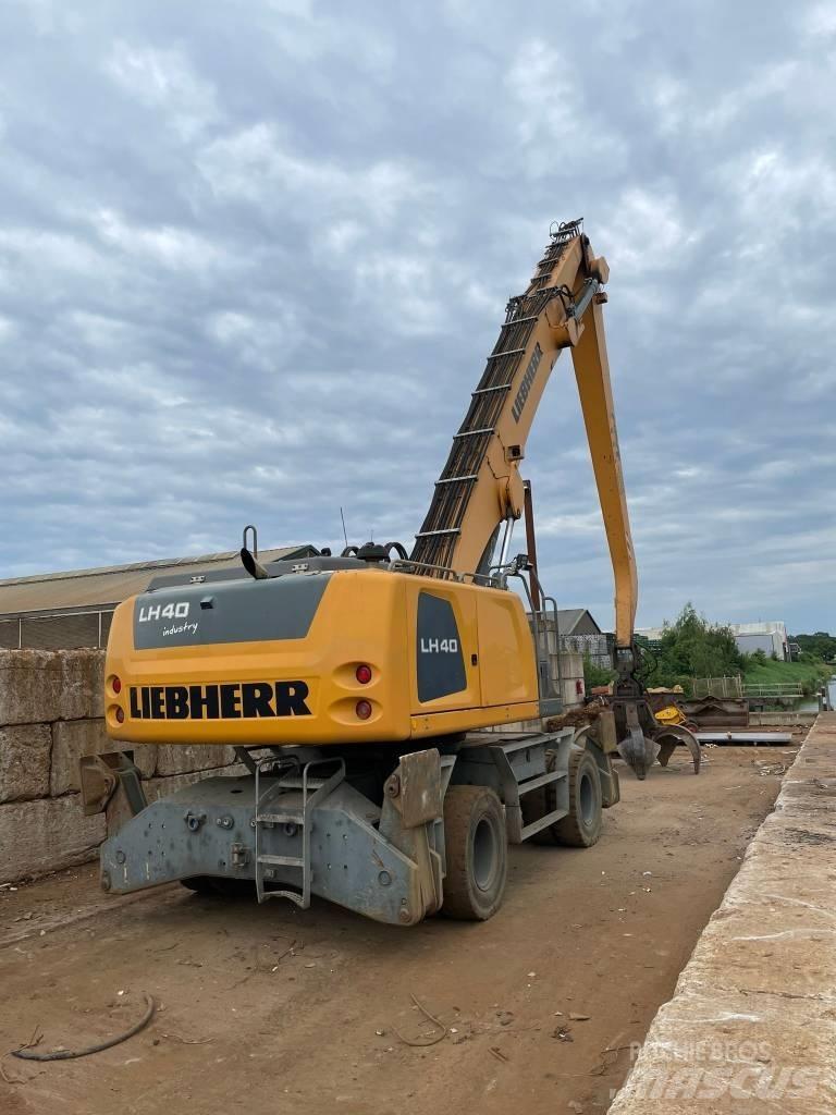Liebherr LH40M 廢棄物/工業用操作車