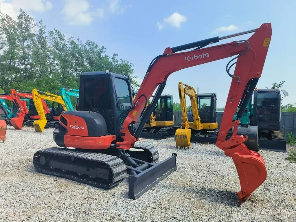 Kubota KX 057 小型挖土機/掘鑿機<7t(小型挖掘機)