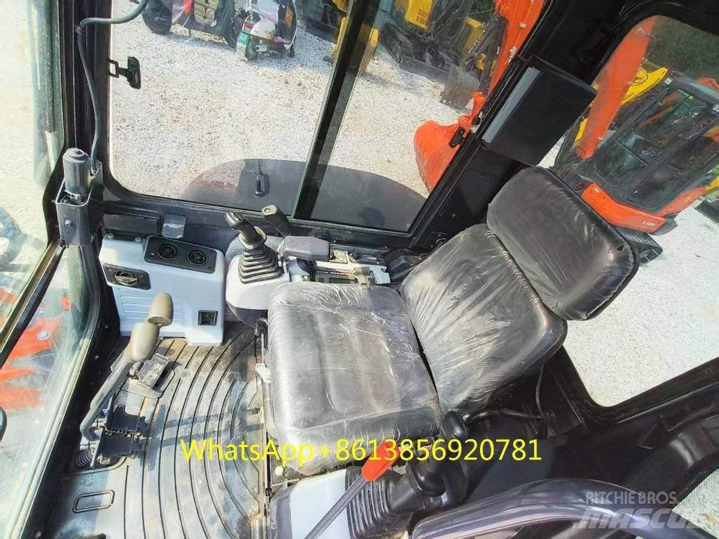 Kubota KX 057 小型挖土機/掘鑿機<7t(小型挖掘機)
