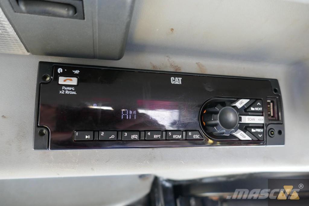 CAT D9T 履帶推土機