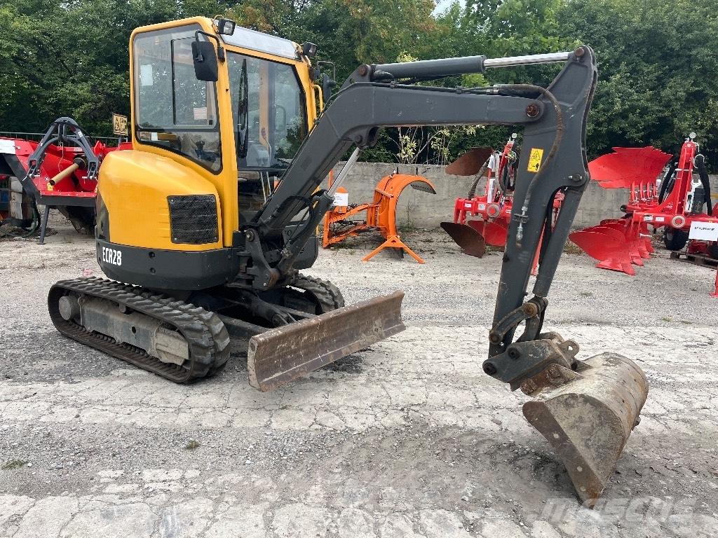 Volvo ECR 28 小型挖土機/掘鑿機<7t(小型挖掘機)