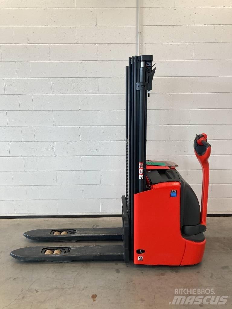 Linde L12i/1172 行走控制式堆積機