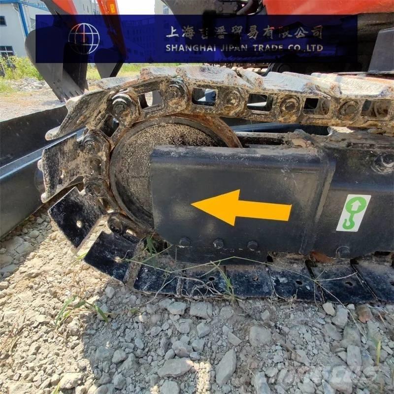 Kubota U 30 小型挖土機/掘鑿機<7t(小型挖掘機)