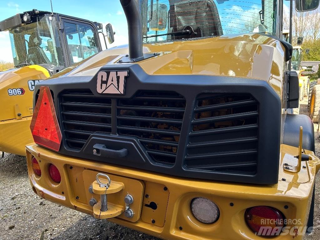 CAT 906 輪胎式裝載機