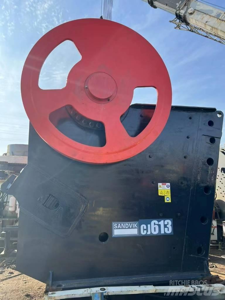 Sandvik CJ613 破碎機