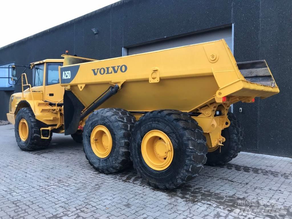 Volvo A25D 側卸礦車