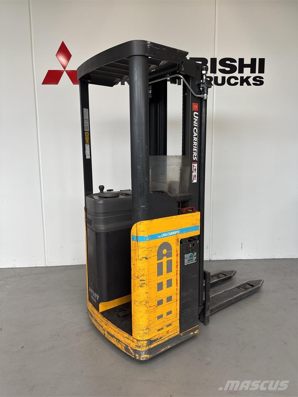 Atlet A160 自走式堆積機