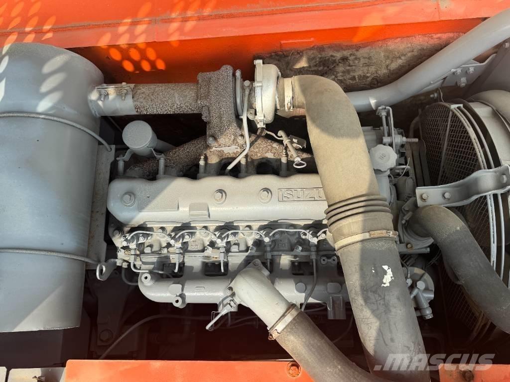 Hitachi ZX 240 履帶式 挖土機/掘鑿機/挖掘機