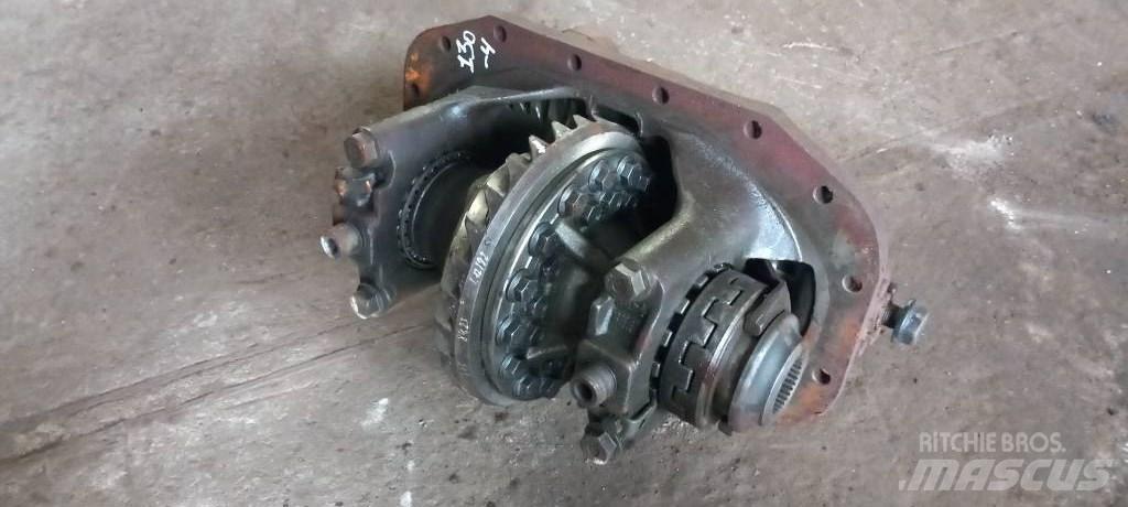 MAN 33.372 H9 DIFF 齒輪箱