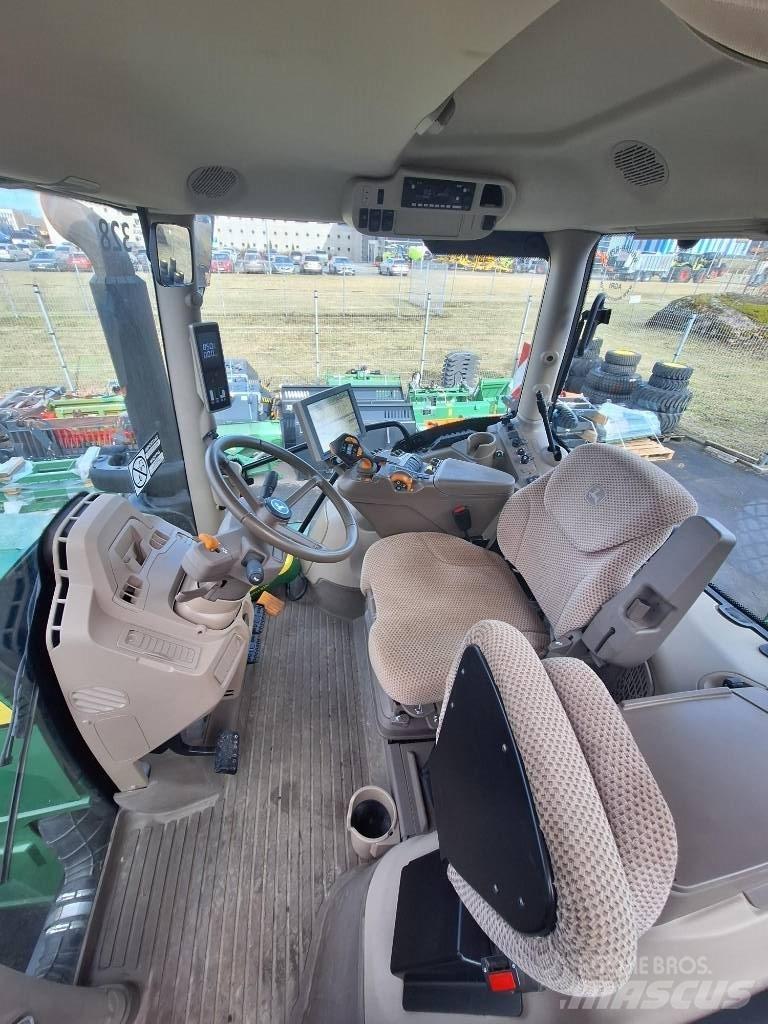 John Deere 6R250 曳引機