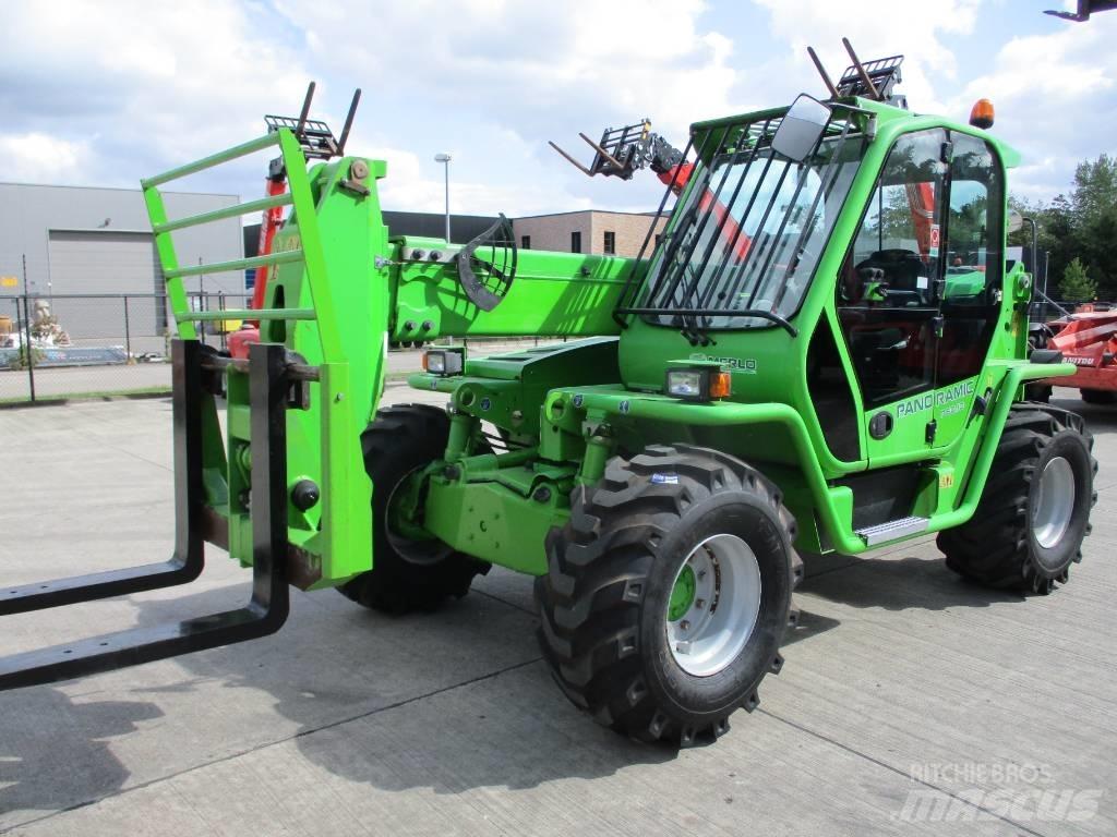 Merlo P 60.10 (348) 伸縮臂操作車