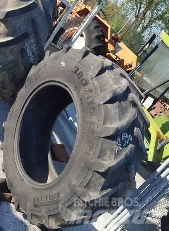  Pneu 14.9R28 輪胎、車輪和輪圈