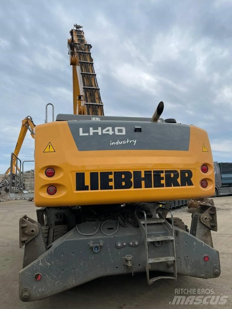 Liebherr LH40M 廢棄物/工業用操作車