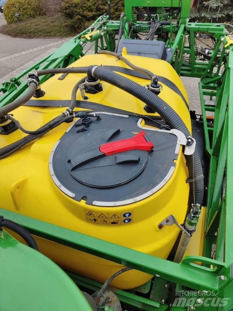 John Deere R4040i 自走式噴霧機