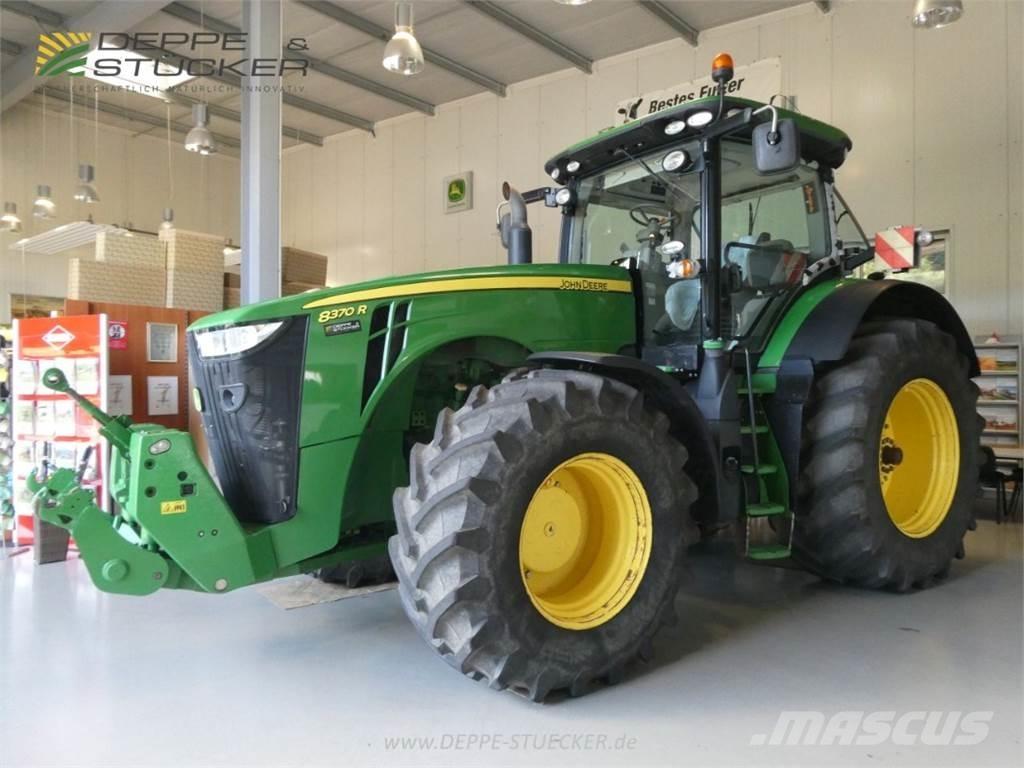 John Deere 8370R 曳引機