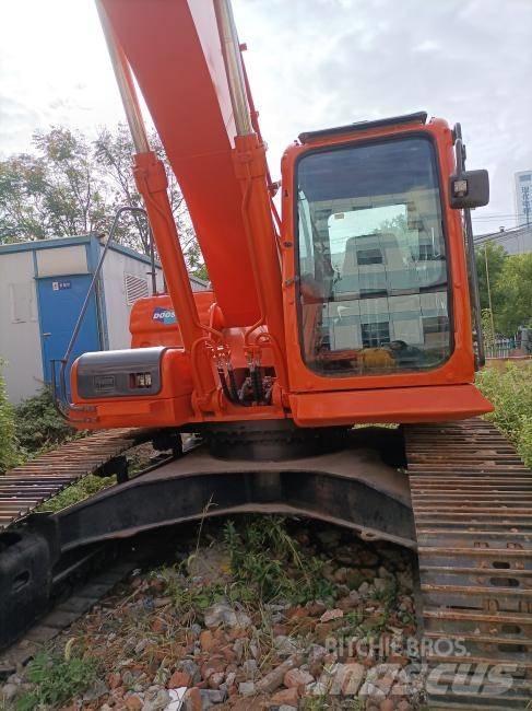 Doosan DX 300 履帶式 挖土機/掘鑿機/挖掘機