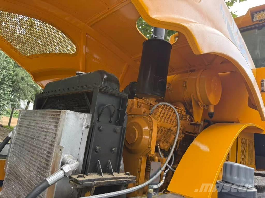 XCMG XS 223 J 單輪滾壓機