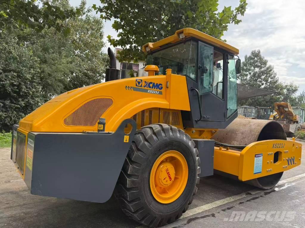 XCMG XS 223 J 單輪滾壓機