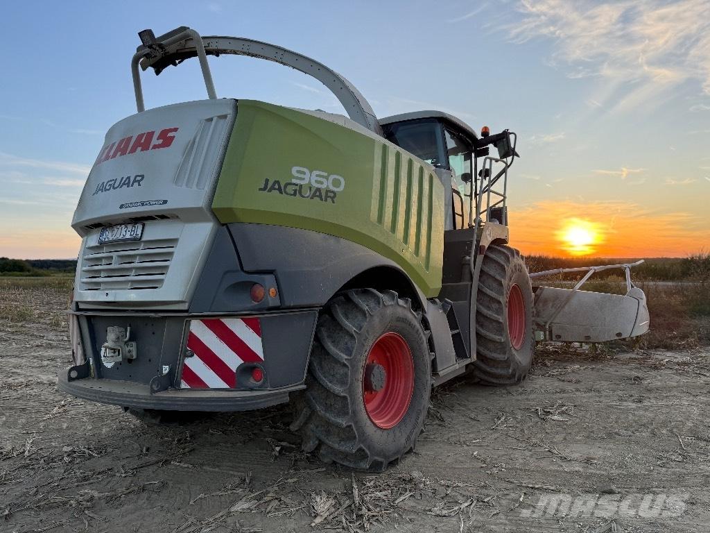 CLAAS Jaguar 960 4WD 牧草收穫機