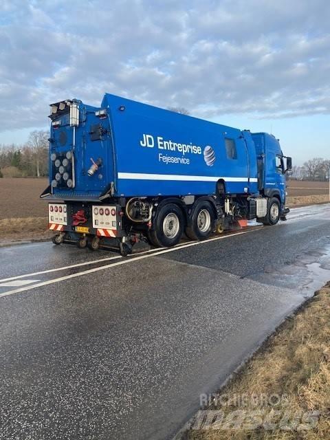 Volvo FM 500 清掃車