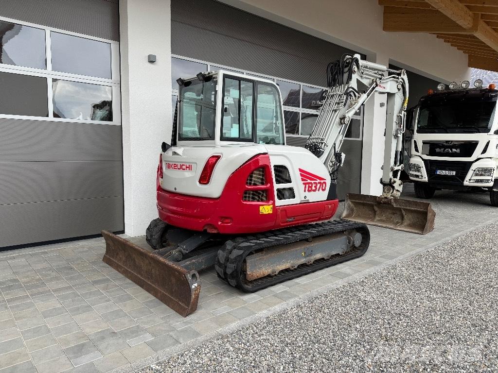 Takeuchi TB 370 小型挖土機/掘鑿機<7t(小型挖掘機)