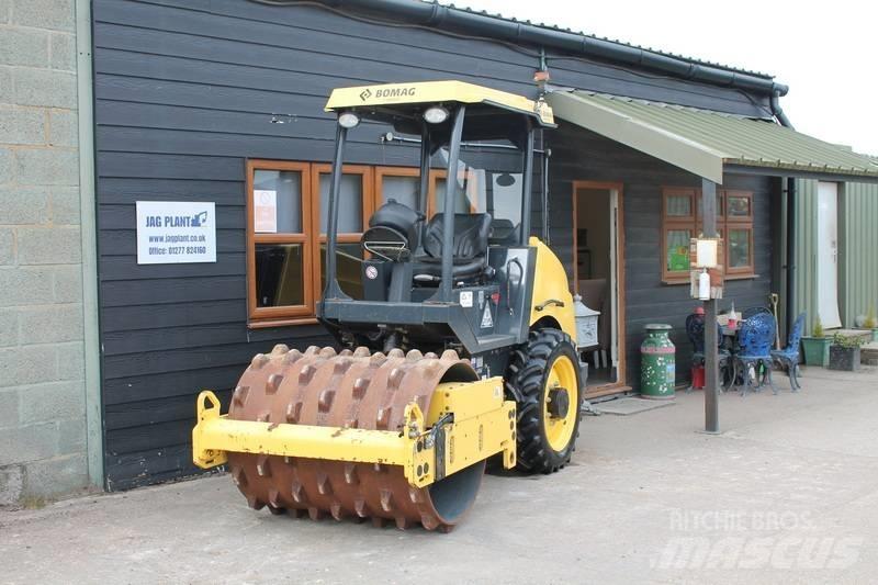 Bomag BW 124 P D H-5 單輪滾壓機
