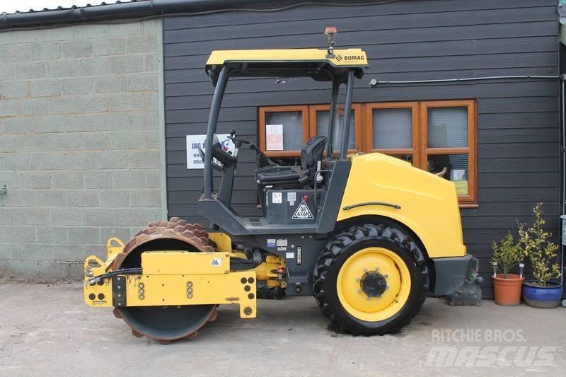 Bomag BW 124 P D H-5 單輪滾壓機