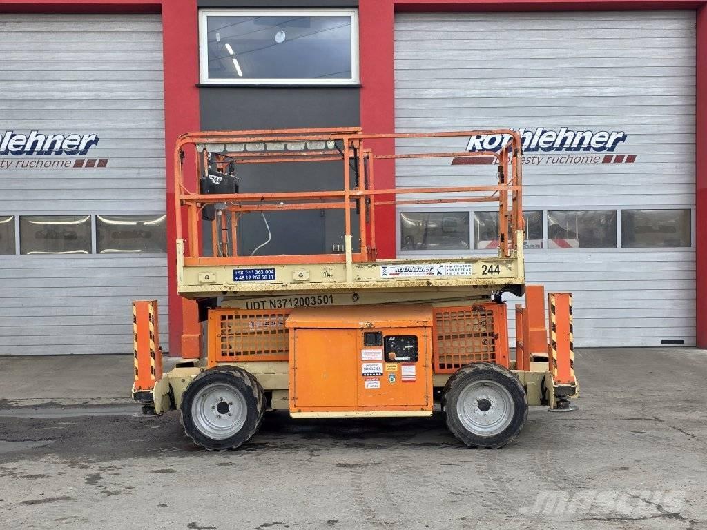 JLG 260 MRT 剪式升降機