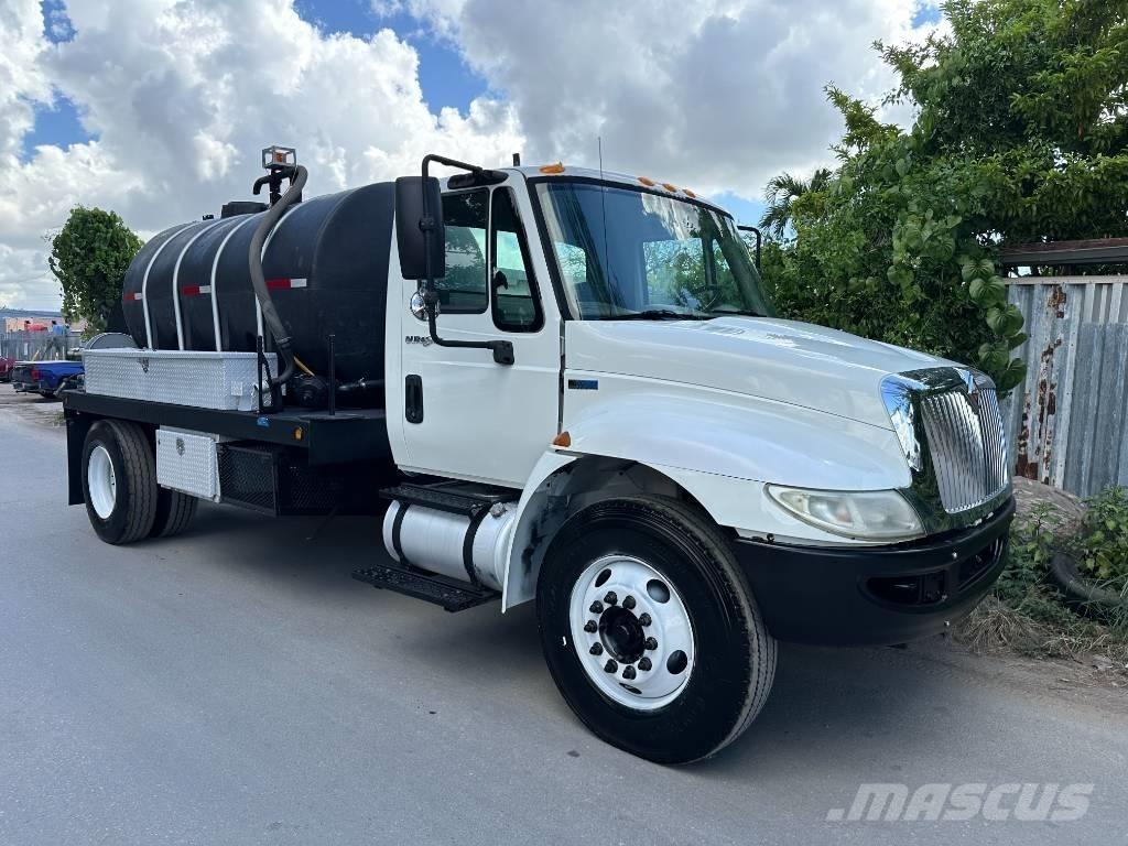 International 4300 組合/真空油槽車