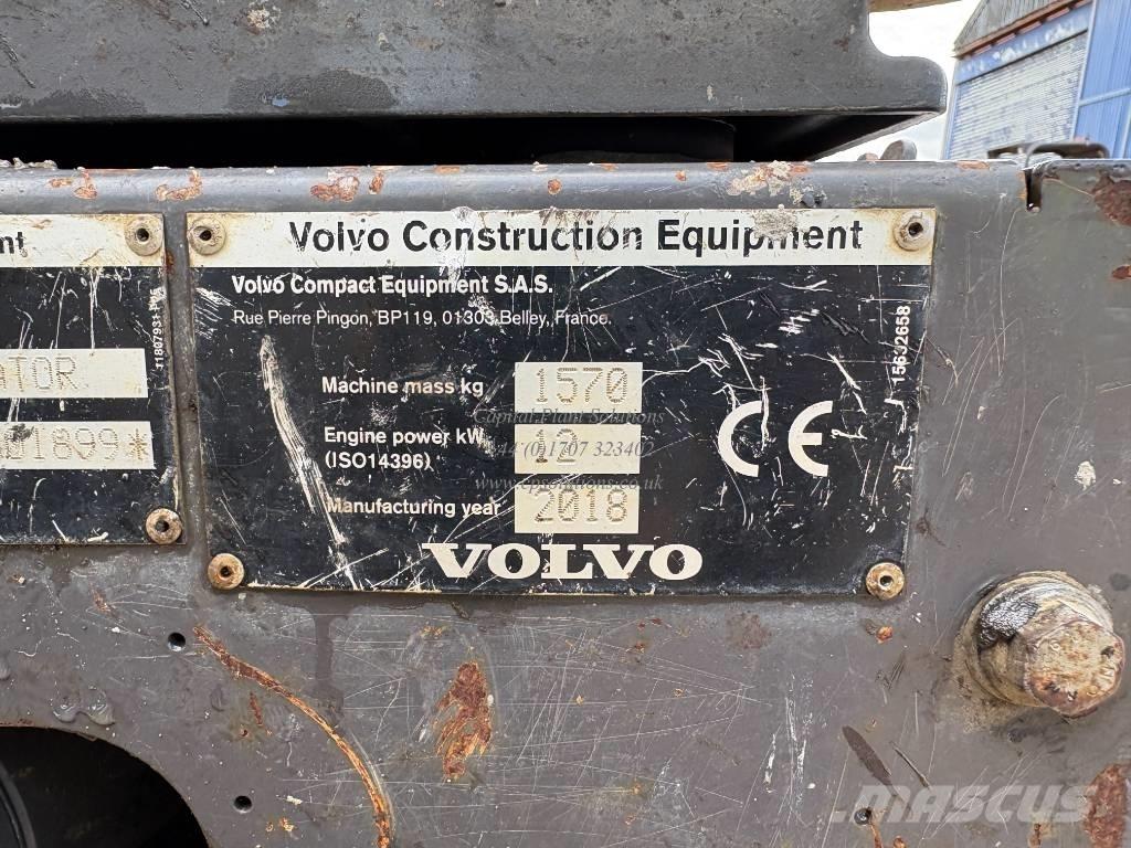 Volvo EC 15 D 小型挖土機/掘鑿機<7t(小型挖掘機)