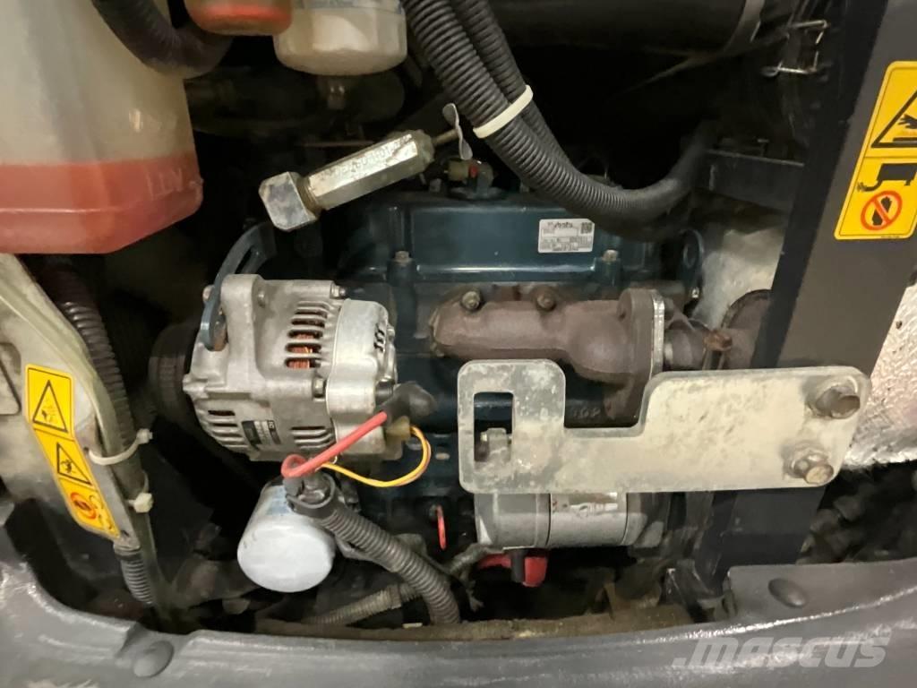 Kubota KX 019-4 小型挖土機/掘鑿機<7t(小型挖掘機)