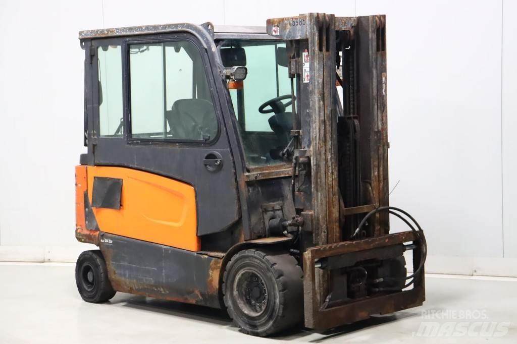 Doosan B35X-7 電動堆高機