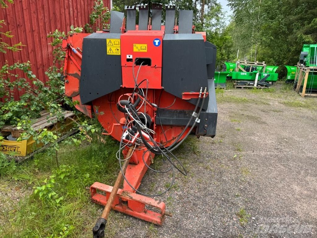 Kuhn Primor 3560 草捆撕碎機、切割機、拆袋機