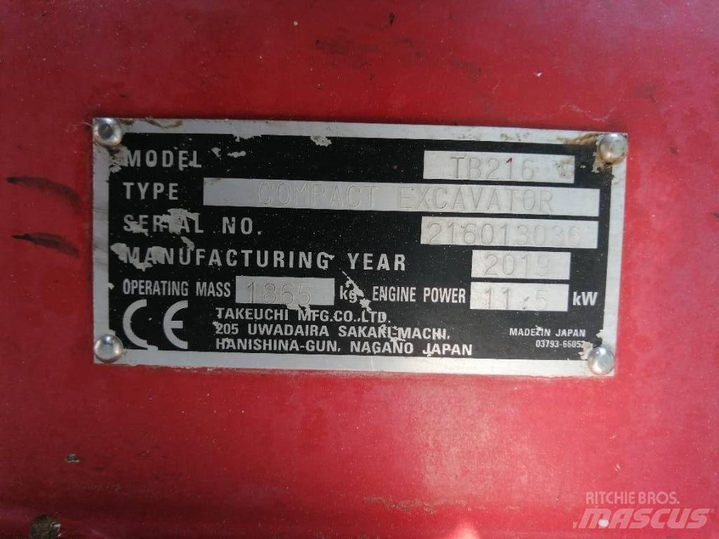 Takeuchi TB 216 小型挖土機/掘鑿機<7t(小型挖掘機)
